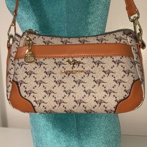 Beautiful Shoulde/Cross body handbag